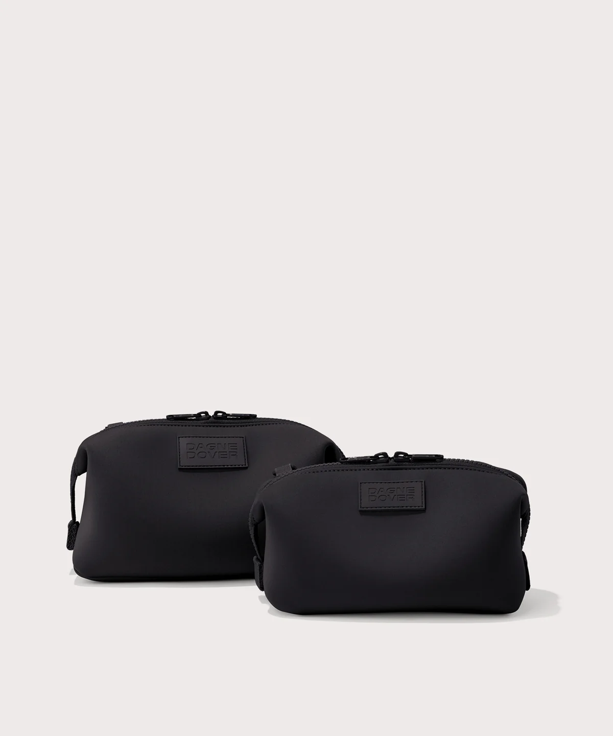 Hunter Toiletry Bag in Onyx, Small - Image 3