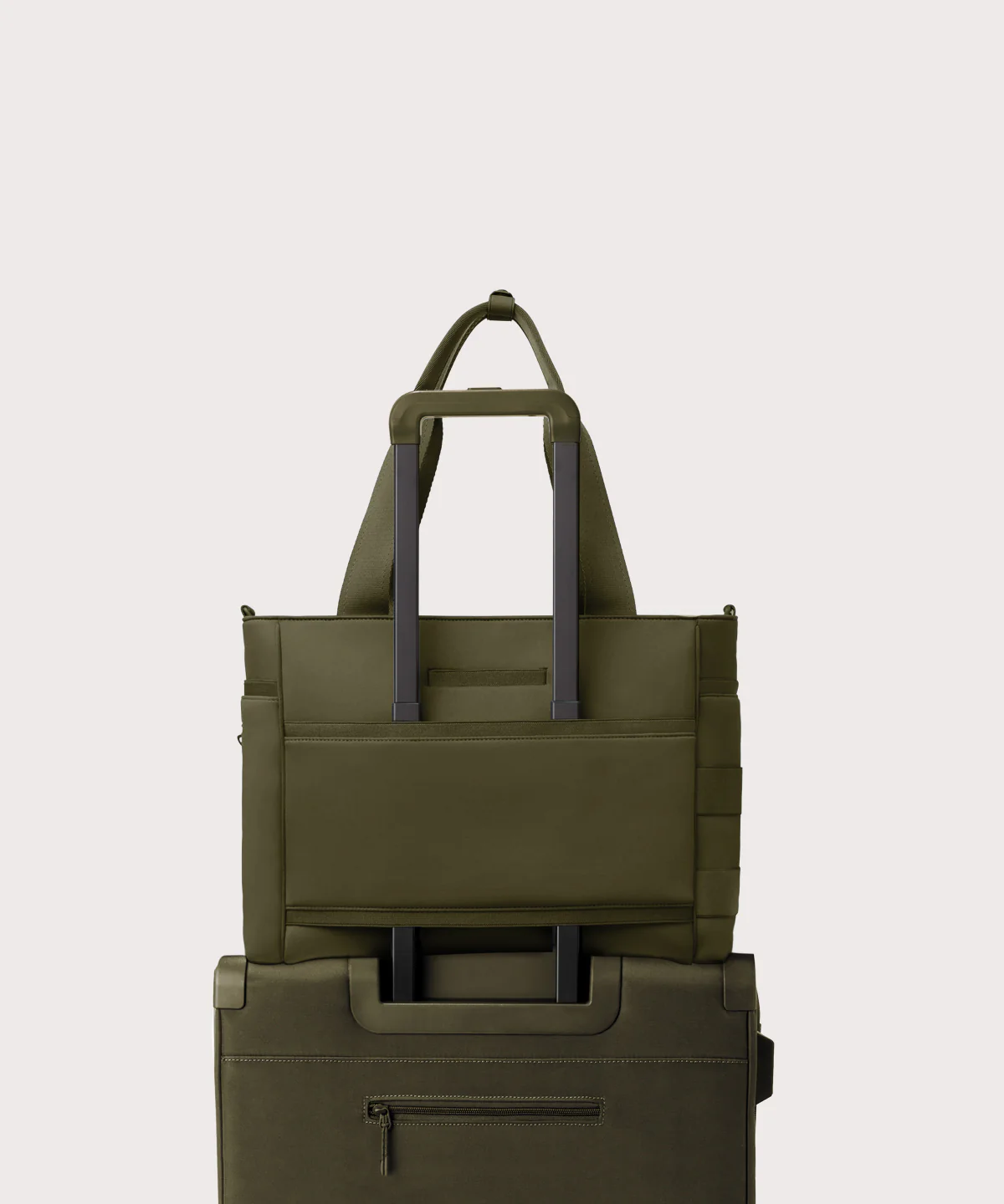 Wade Diaper Tote in Dark Moss - Image 8