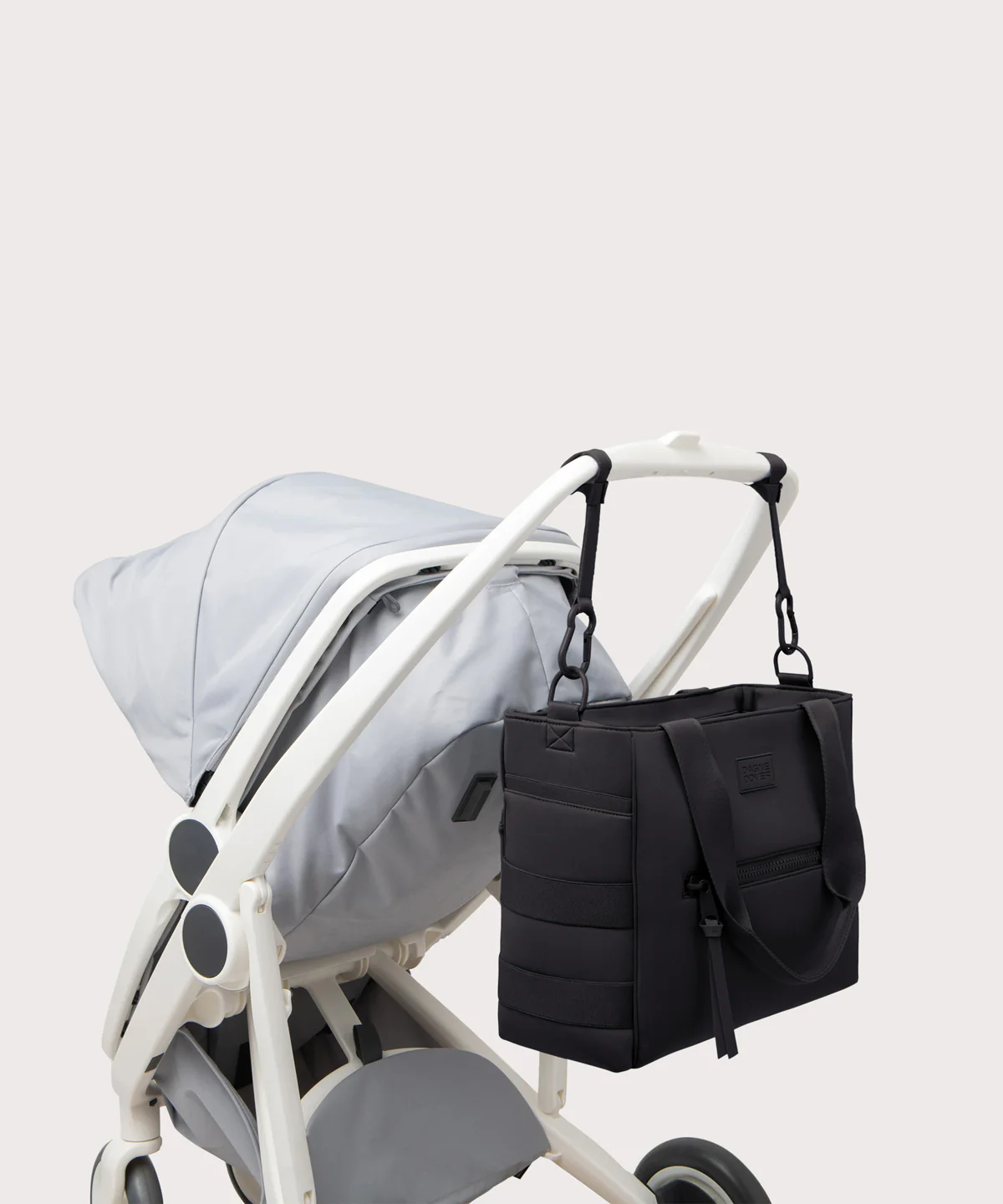 Wade Diaper Tote in Onyx - Image 7